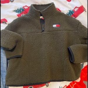 Tommy Hilfiger half zip